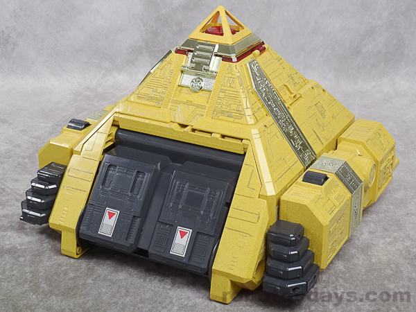 超巨大 DX キングピラミッダー (King Pyramider) レビュー | RoboToyDays