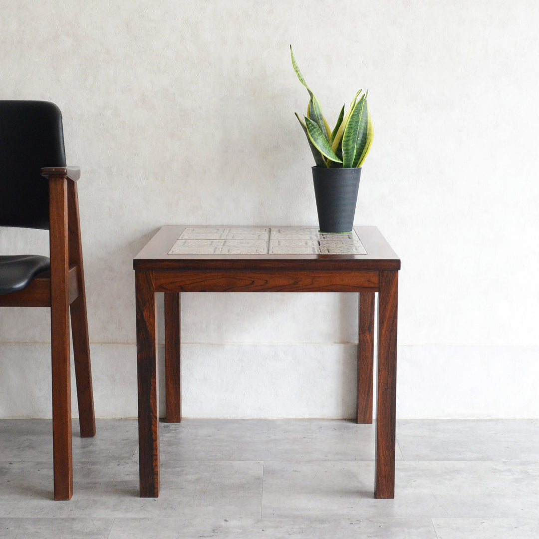 デンマークヴィンテージ タイルトップ サイドテーブル 8-10(ローズ