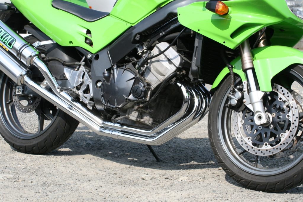 DECEMBERMAY蛍光グリーン マフラー 21~ ZX-10R | バイクマフラーの製造