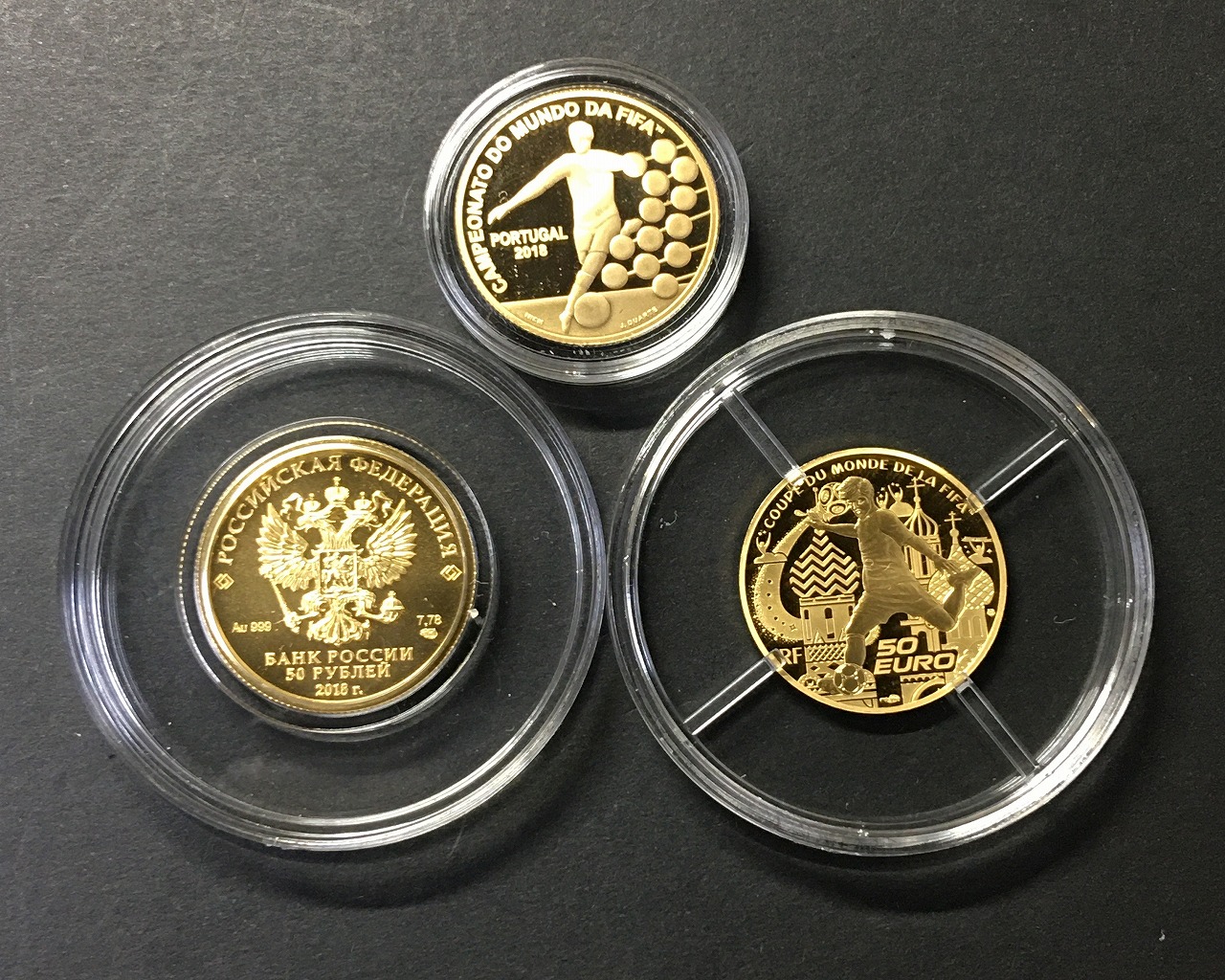 FIFAサッカーワールドカップ2018ロシア大会 記念金貨3枚セット/付属品