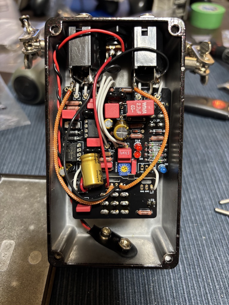 Suhr Riot 自作エフェクター 製作編】Suhr Riot の自作 - Effects Factory