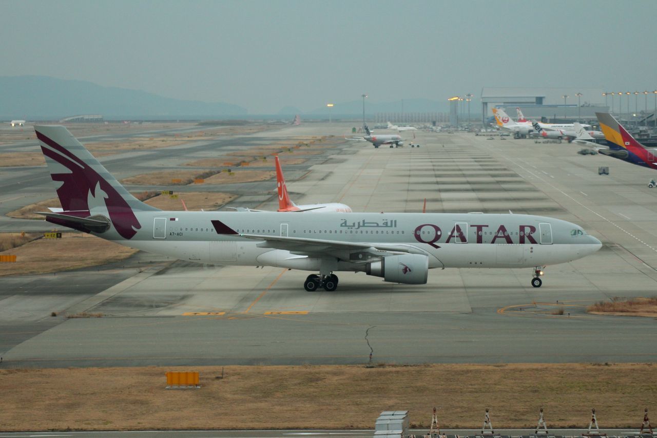 カタール航空 B747-8 キャセイA330-300