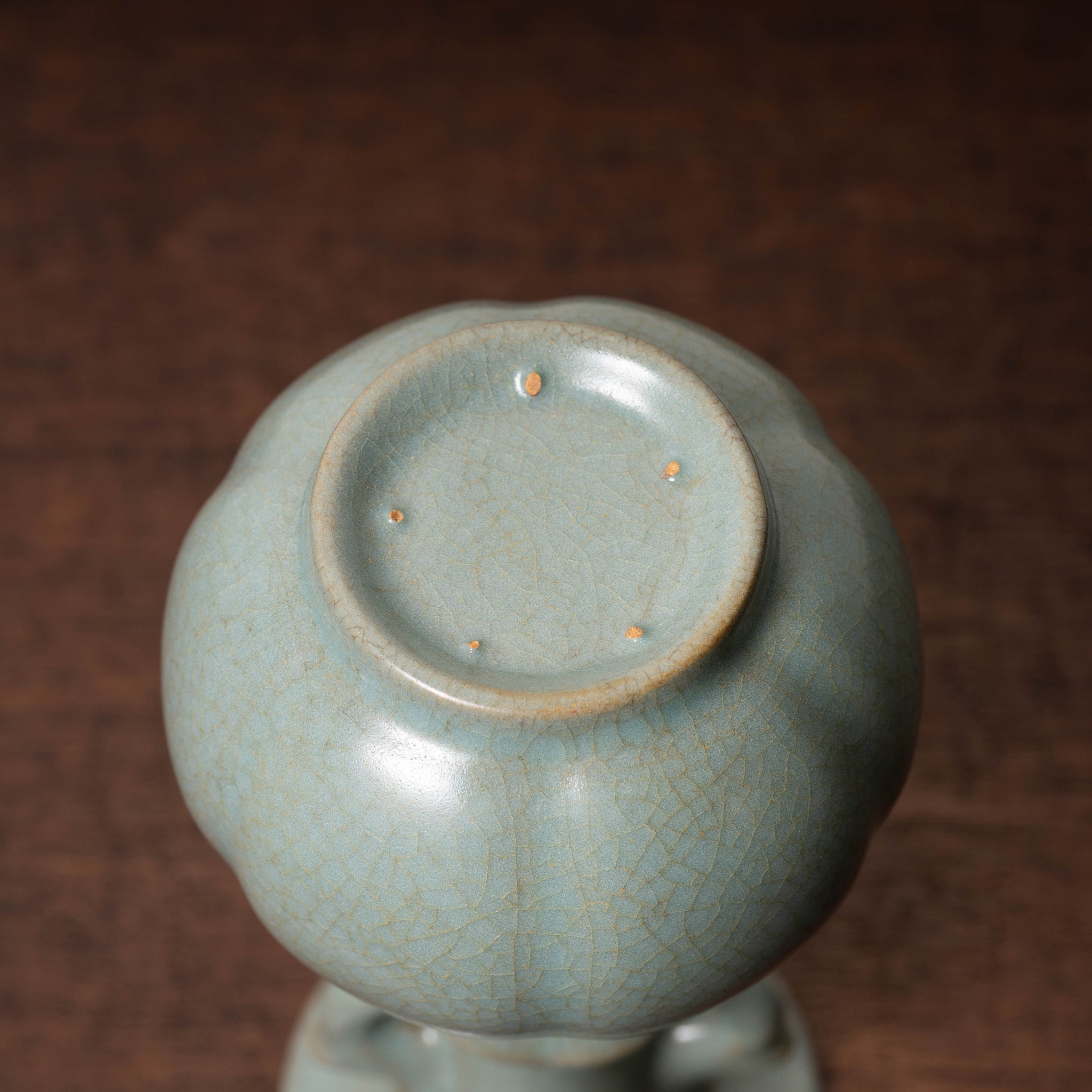 中国 汝窯 青磁 金絲鉄線 氷裂文 八角面取貫耳瓶 C 7395E 中国 汝窯