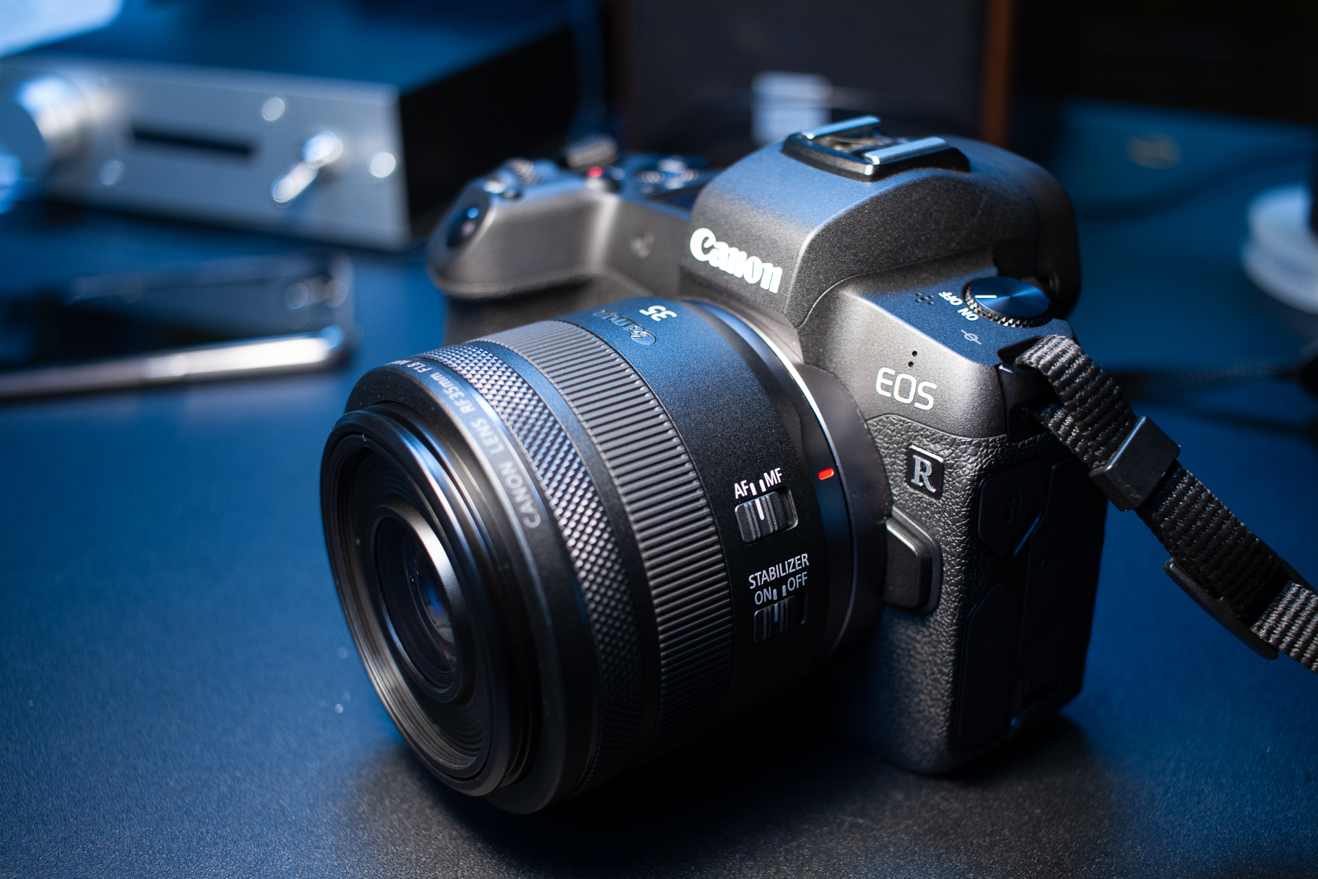 レンズを買いました。 CANON RF35mm F1.8 MACRO IS STM – さくらの
