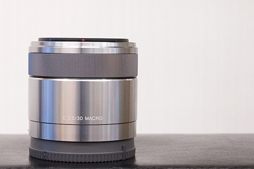 SEL30M35 レンズレビュー 作例付き・実機で解説！｜ソニーショップさとうち