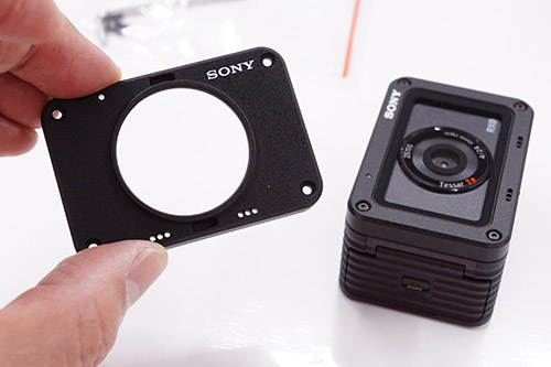 RX0専用フィルターアダプターキット「VFA-305R1」を買う - ソニー