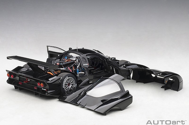 Die-cast: Autoart's Nissan R390 GT1, 1998 Le Mans – Savage On Wheels