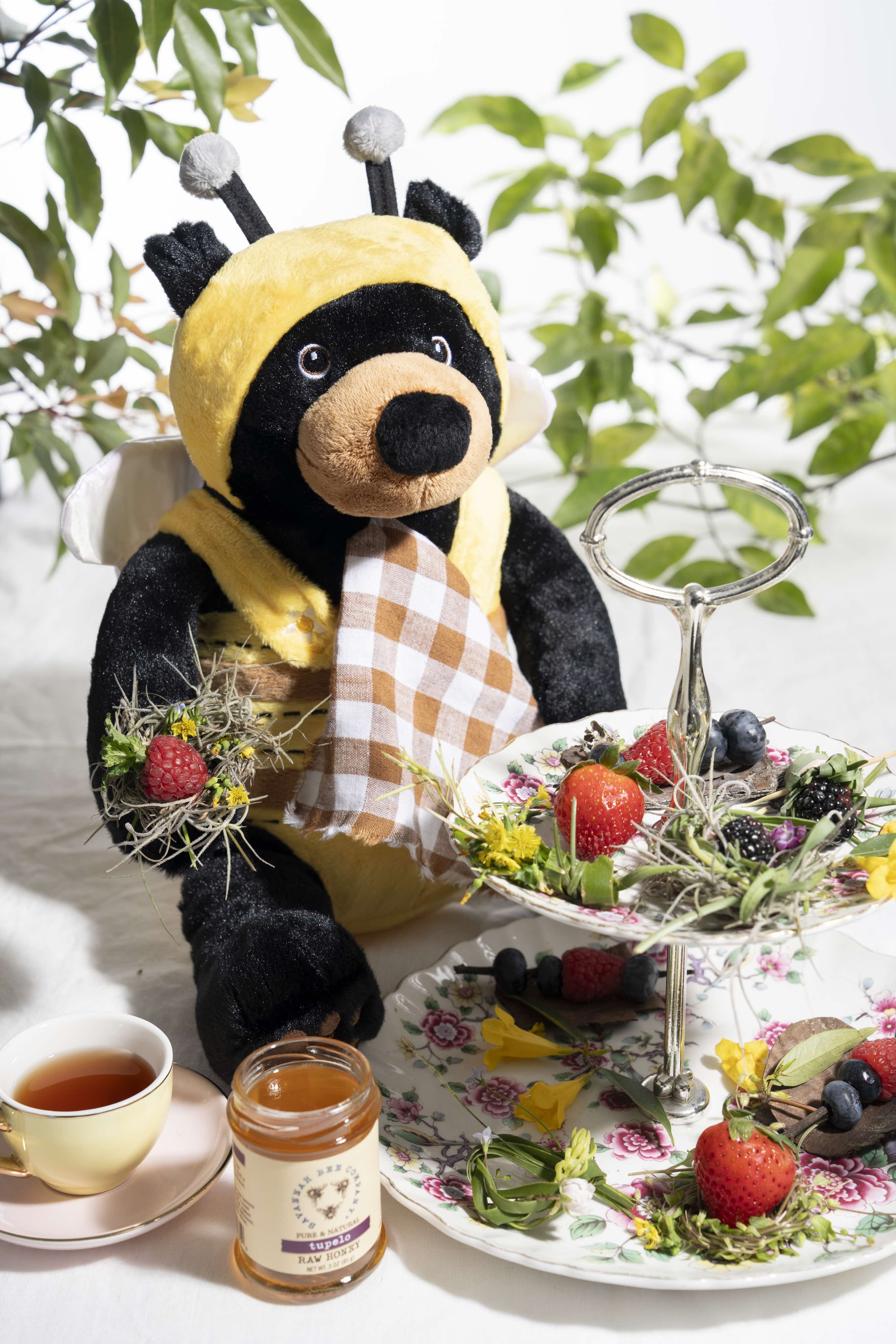 Okee - Plush Bear – Savannah Bee Company