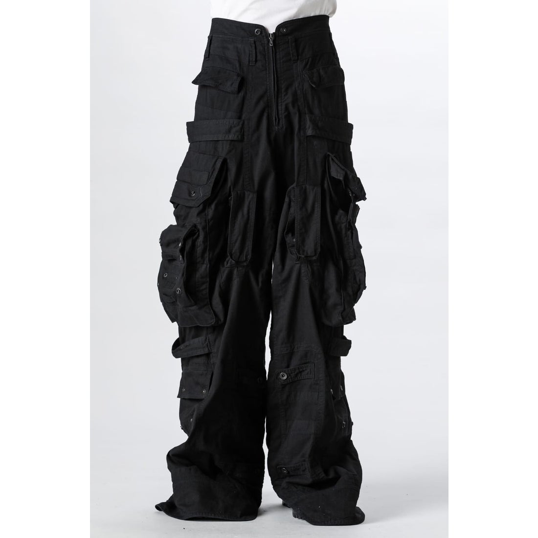 ユリウス JULIUS Cotton Nylon Twill Multi Pocket Wide Cargo Pants
