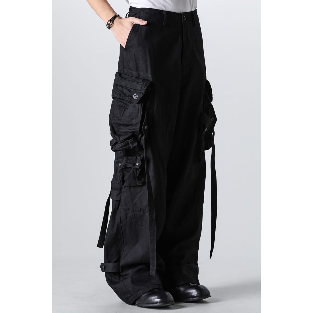 JULIUS サルエルパンツ F ブラック サンプル レア スカート ユリウス