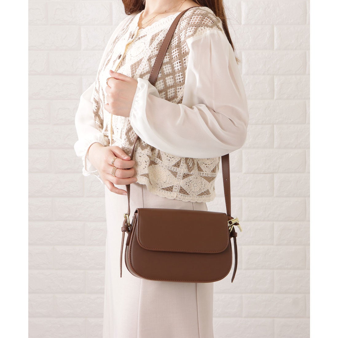 レースレディース Lace Ladies レザー調ラウンドショルダーバッグ