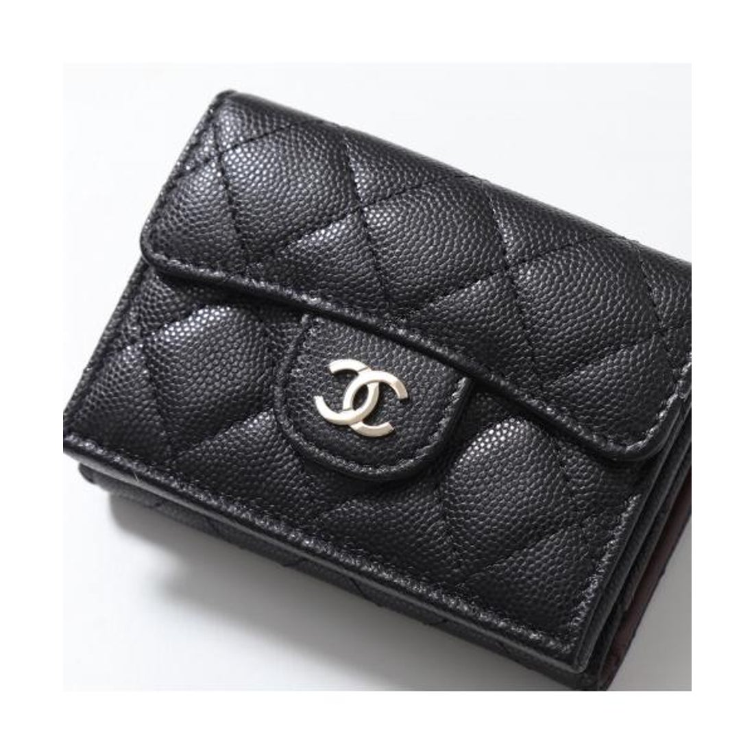 CHANEL ブラック 三つ折り財布
