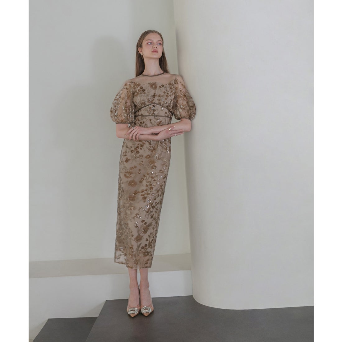 レジャ Leja フラワーディテールパフスリーブIラインワンピースドレス