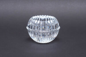 バカラ ブーケ スクエアボウルを買い取りました｜ブランド食器買取の