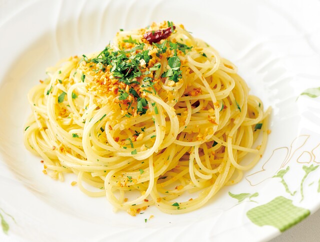 ニンニクのカリカリ食感がポイント「片岡護シェフのペペロンチーノ