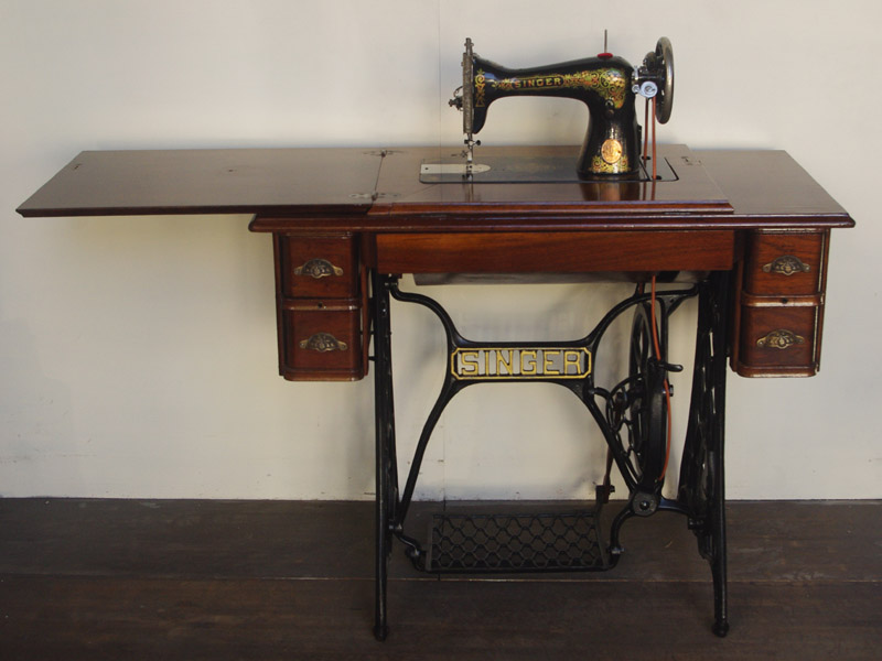 三菱 足踏みミシン アンティーク ミシン MITSUBISHI HA2 昭和レトロ