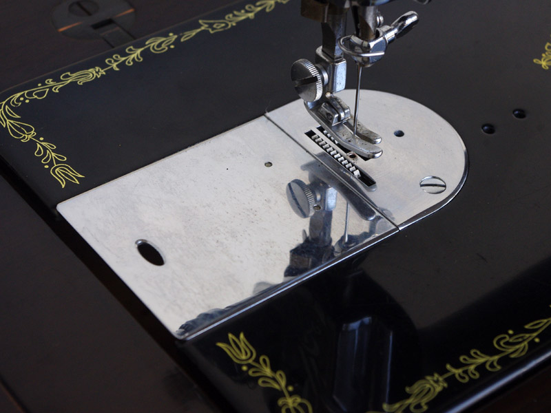 Nonna4057 リッカーミシン脚のみ Nonna4057様専用 リッカーミシン脚のみ