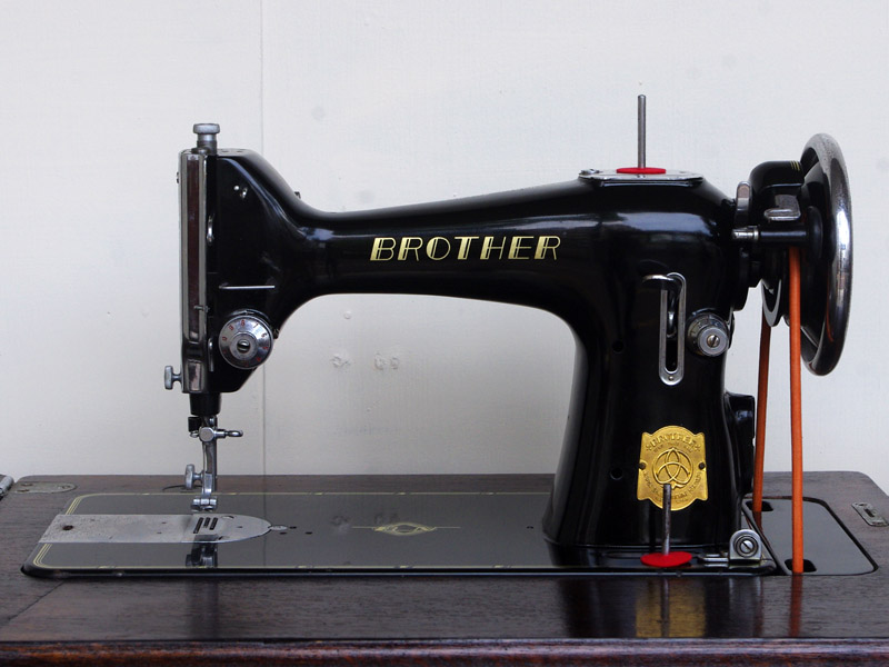 足踏みミシン アンティークミシン TA-1 RHYTMH TA-1アンティーク