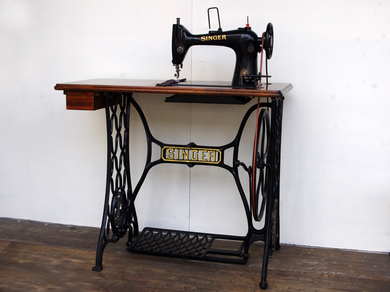 ❤️整備済 好調シンガー職業用ミシン LW 103a デニムもガンガン