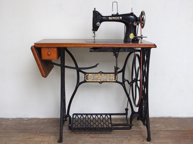 No.321 SINGER 103 シンガー製 職業用足踏みミシン：アンティーク