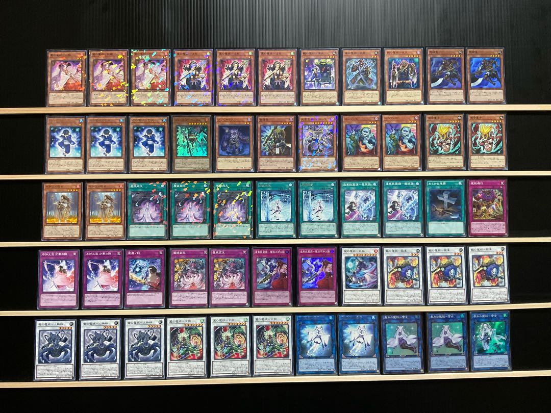遊戯王 王のデッキ 同人スリーブ 4つセット 遊戯王 王のデッキ 同人