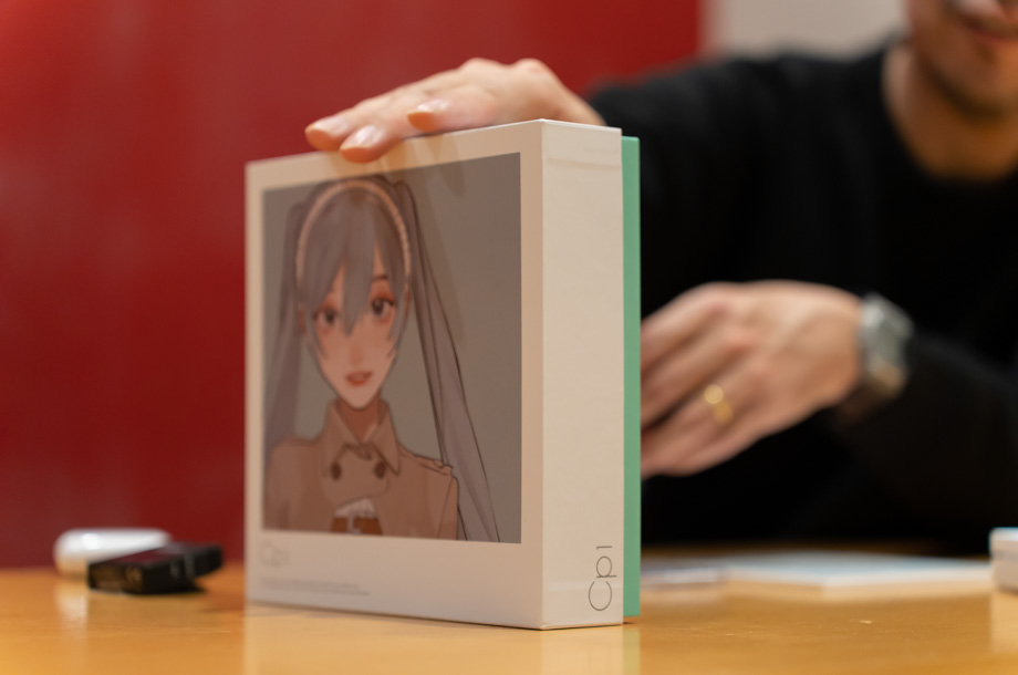 初音ミク×イセタン ＜km5＞CDプレーヤー「CP1」 | 三越伊勢丹