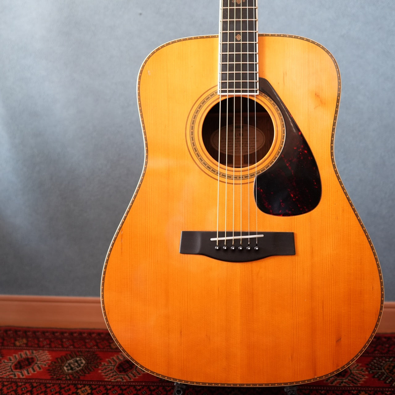 YAMAHA L-10 前期モデル – Sincere Guitars