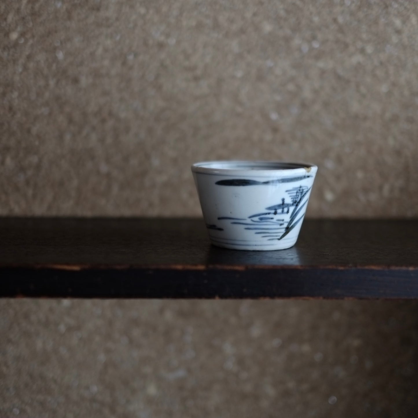 江戸時代 古伊万里山水画染付くらわんか碗 木箱付 江戸時代 古伊万里