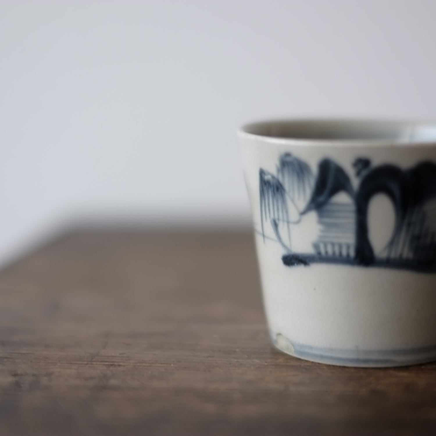 古伊万里美濃太白菊半筒猪口御深井江戸時代B 古伊万里美濃太白菊半筒