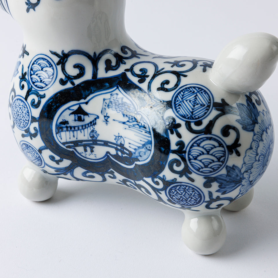 九谷陶泉 池島仁美作 藍九谷唐草文｜Discover Japan 公式オンライン