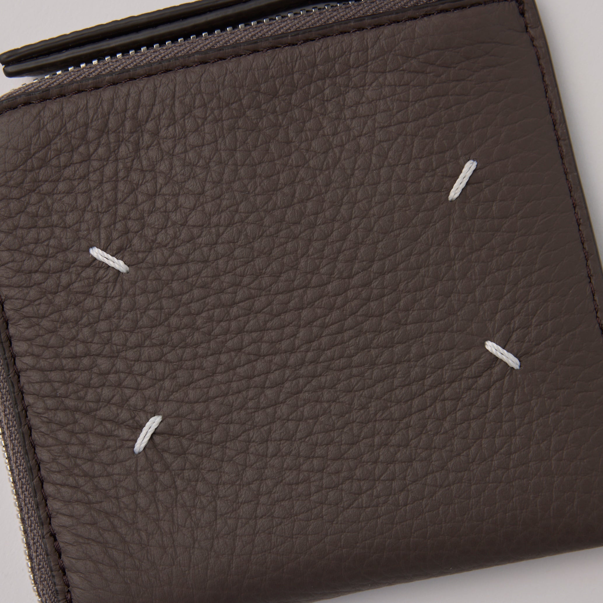 メゾンマルジェラ】ジップアラウンド ウォレット – GQ SHOP