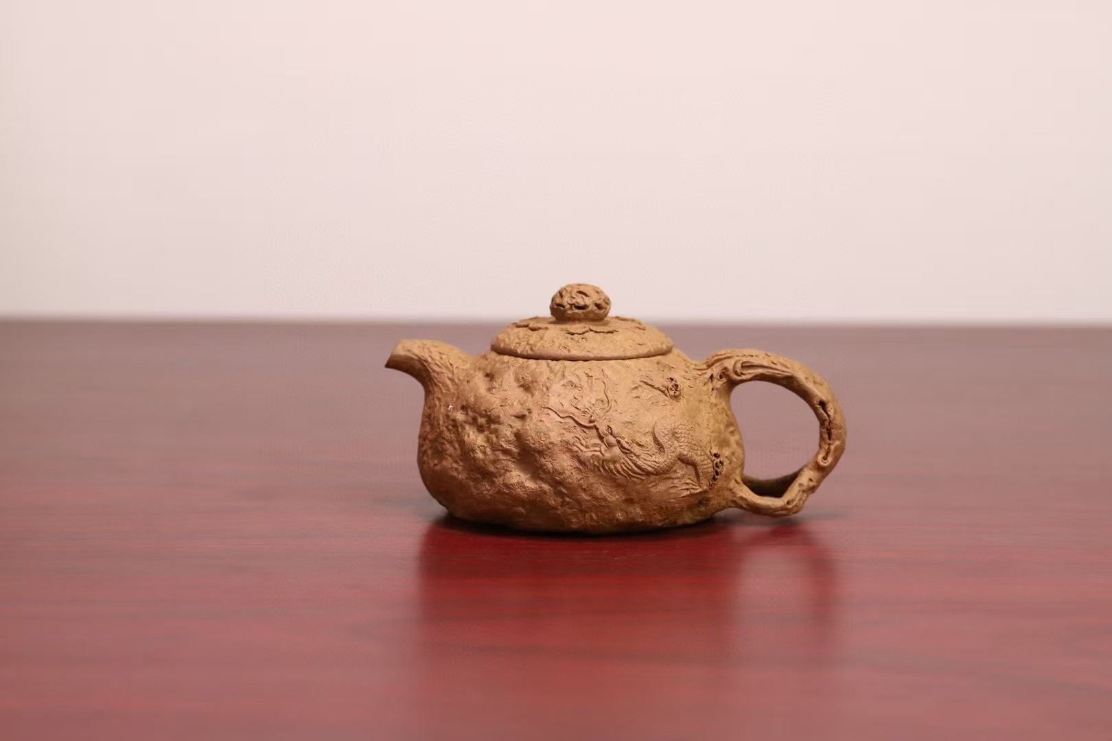 宜興紫砂壷 (中国茶器) 『隠龍供春』 – 紫砂庵