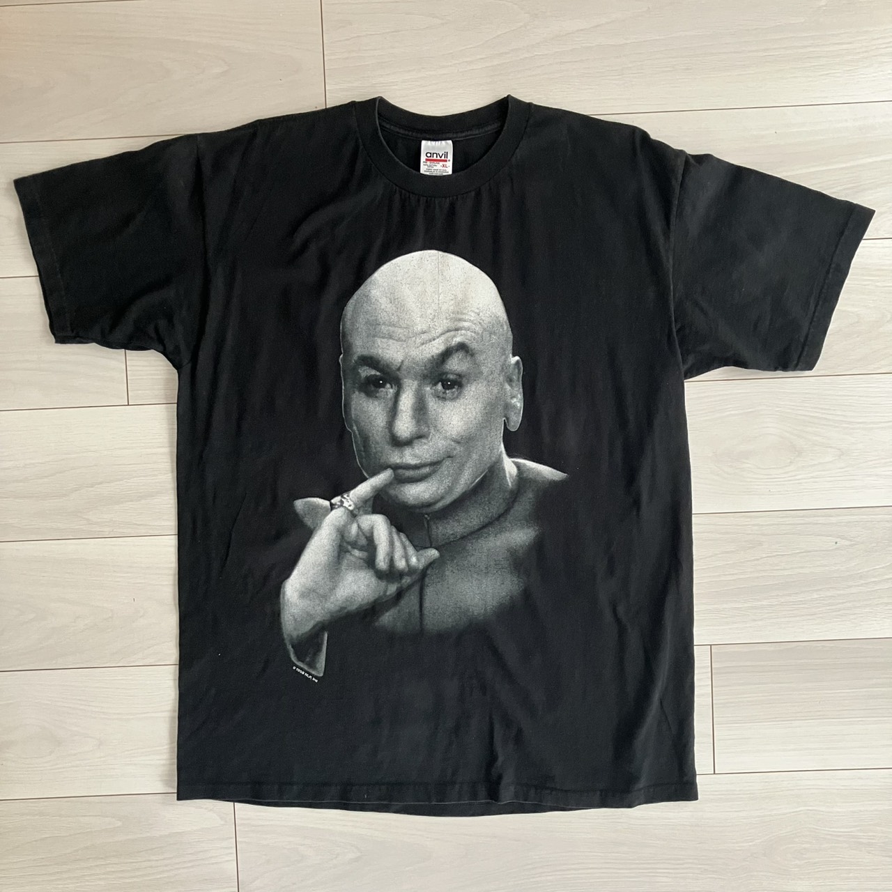 オモシーチャンネル山田レン着用の古着 Dr. Evil Tシャツを買ってみた