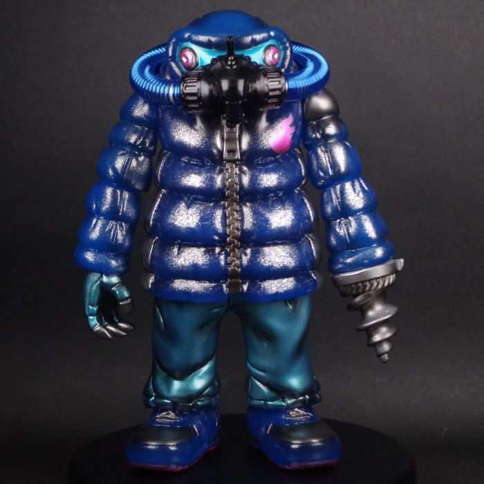 ギャラリー＆ショップ・墓場の画廊にGYAROMIの「GYAROMI オイドキラー