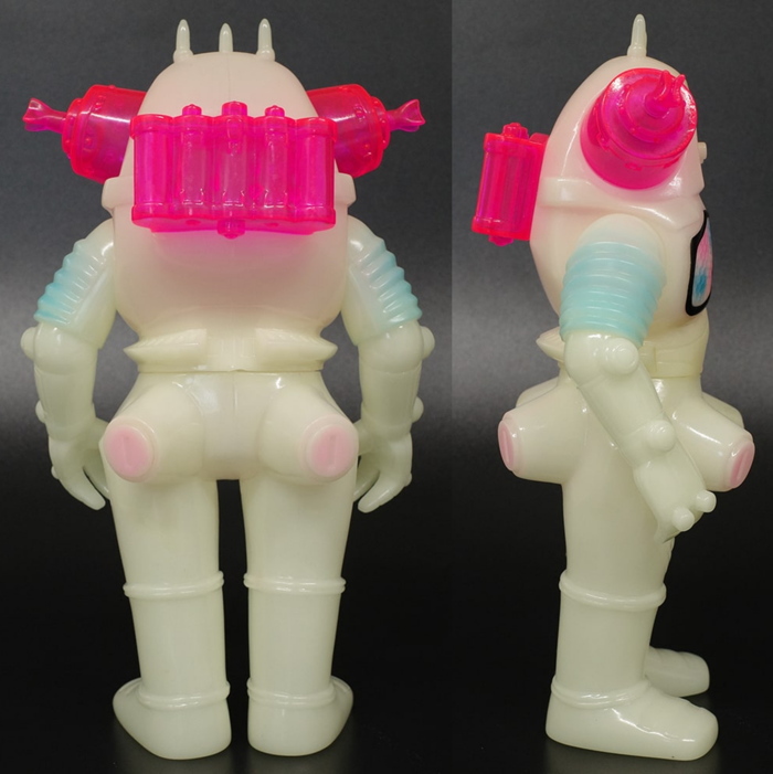 マルサン ウルトラセブン 450 ピンク GID ハヤカワサトミ サイン入り