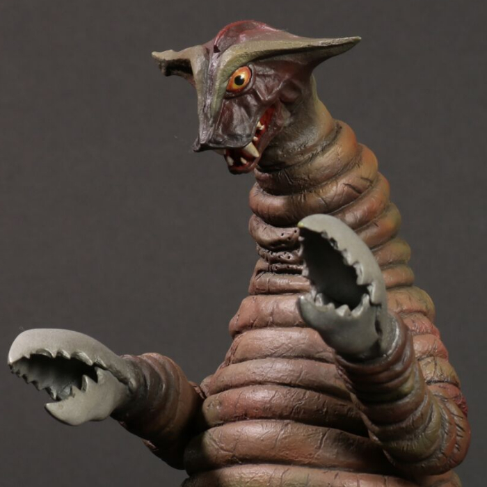 エクスプラスから両手のハサミがかっこいい「大怪獣シリーズ サドラ