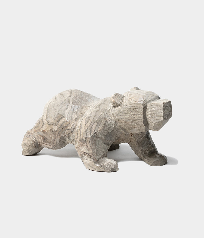 佐藤憲治作 木彫り 這い熊 徳島本藍染 佐藤憲治作 木彫り 這い熊 徳島