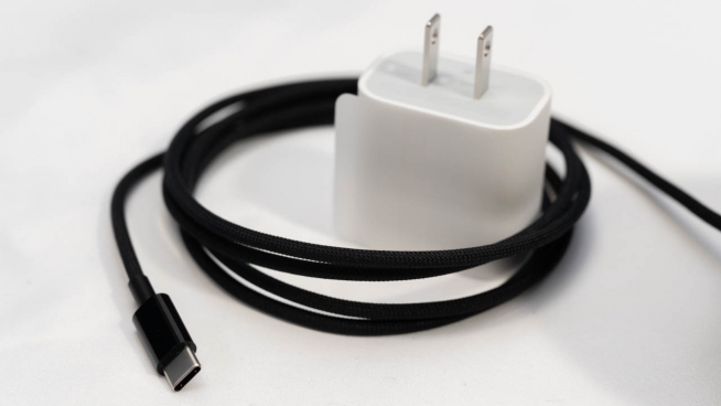 Apple Pod mini ネイビー 本体とACアダプタ Apple Pod mini ネイビー