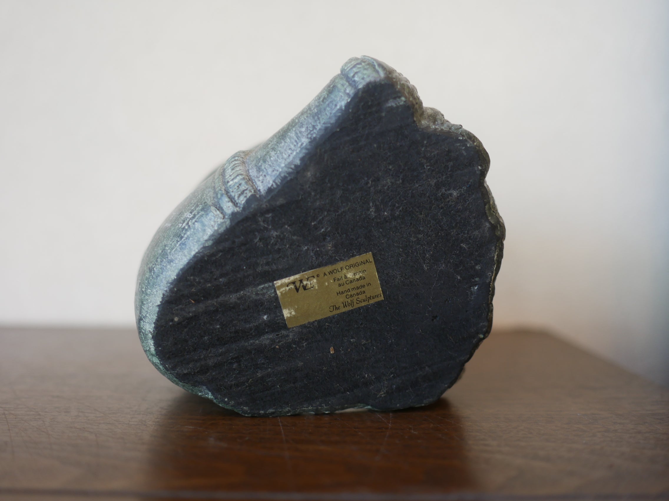 WE A WOLF ORIGINAL【イヌイット親子と犬】The wolf sculptures