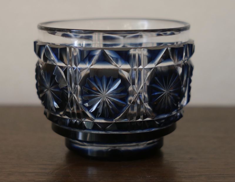 島津 薩摩切子 色被せガラス 切子お猪口【藍】 – smileantiques