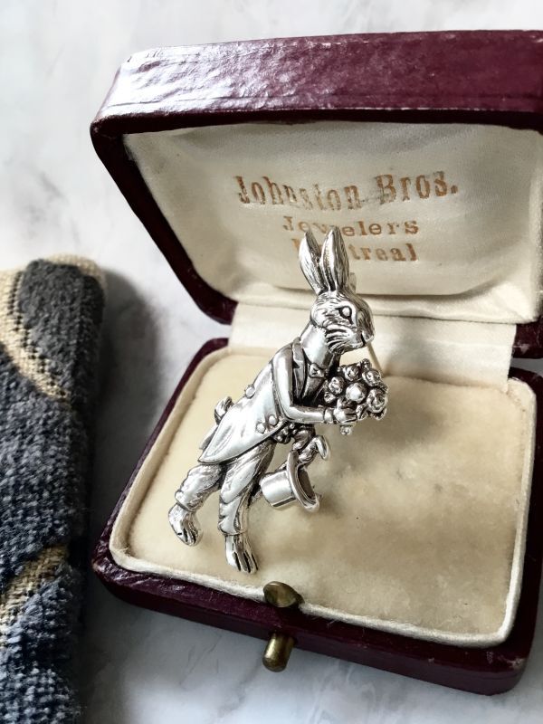 ヴィヴィアンスノーフレークブローチ最初期