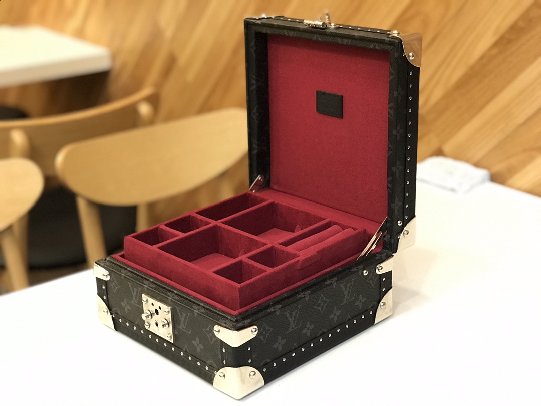 ルイヴィトン アクセサリーボックス 空箱 【公式通販】