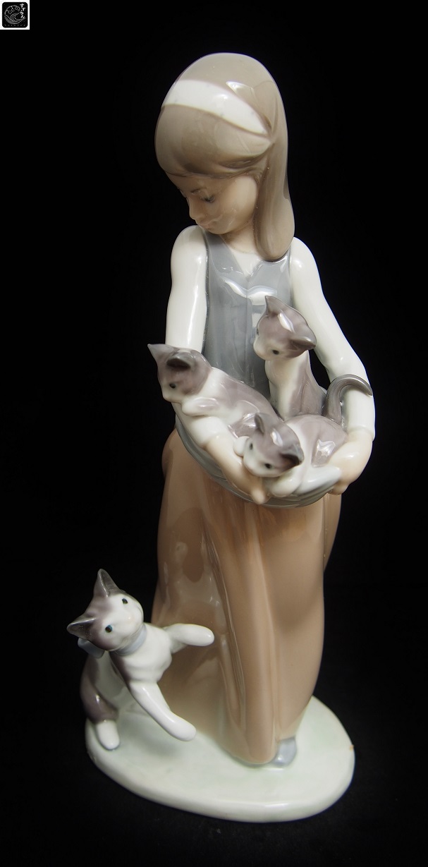 リヤドロ 可愛い子猫 (絶版品) リヤドロ 陶器人形「可愛いい子猫