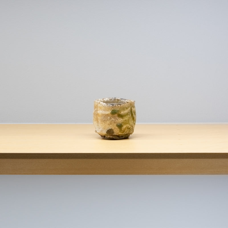 谷本貴 / 伊賀ぐい呑（一点物） – HULS GALLERY TOKYO | 現代工芸