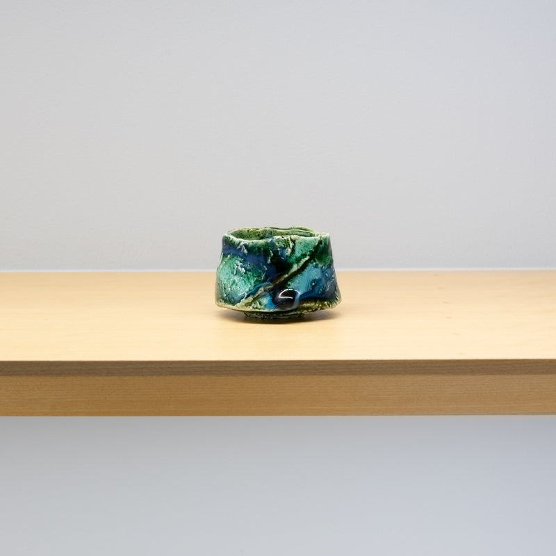 山口真人 / 織部ぐい呑（一点物） – HULS GALLERY TOKYO | 現代工芸