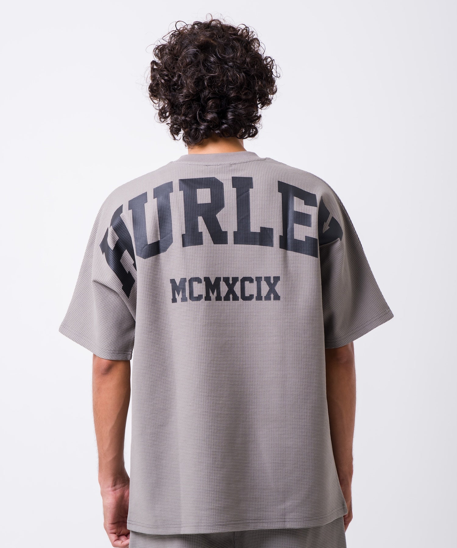 Tシャツ／一覧 – Hurley Japanオフィシャルオンラインストア