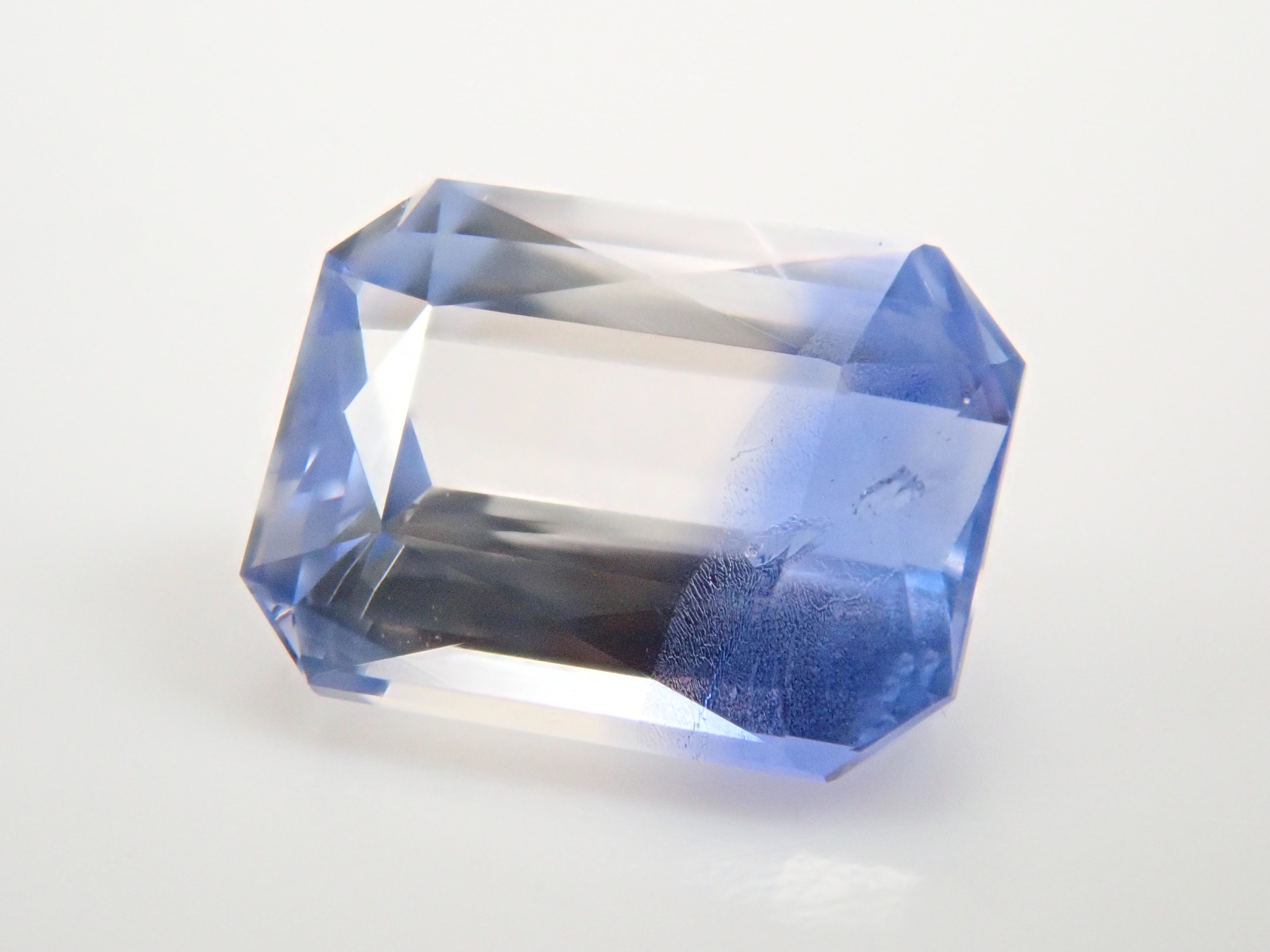 バイカラーサファイア - 通販｜宝石鑑定士が運営【カラッツSTORE】
