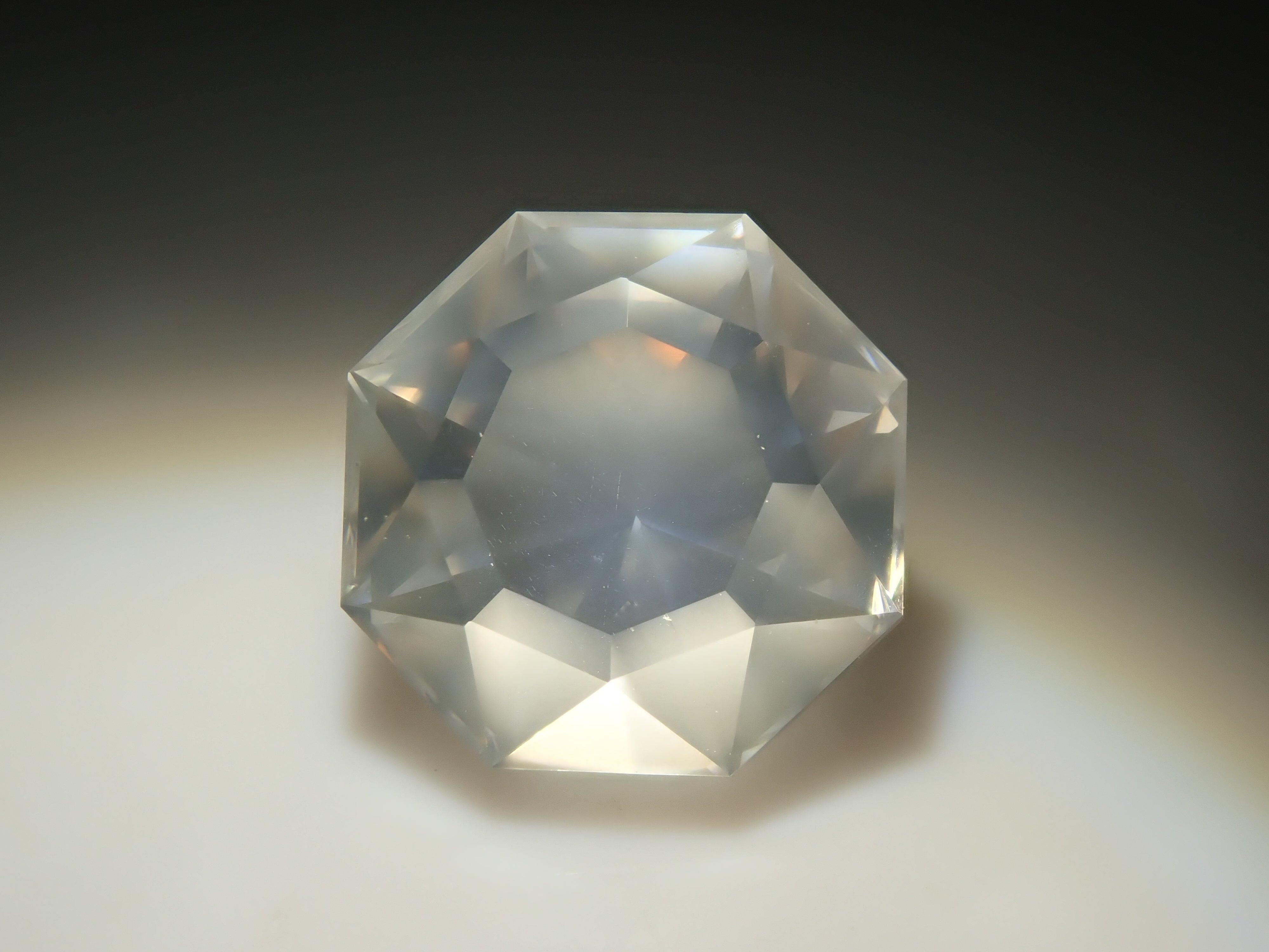 12561243掲載】スリランカ産ムーンストーン 1.487ctルース