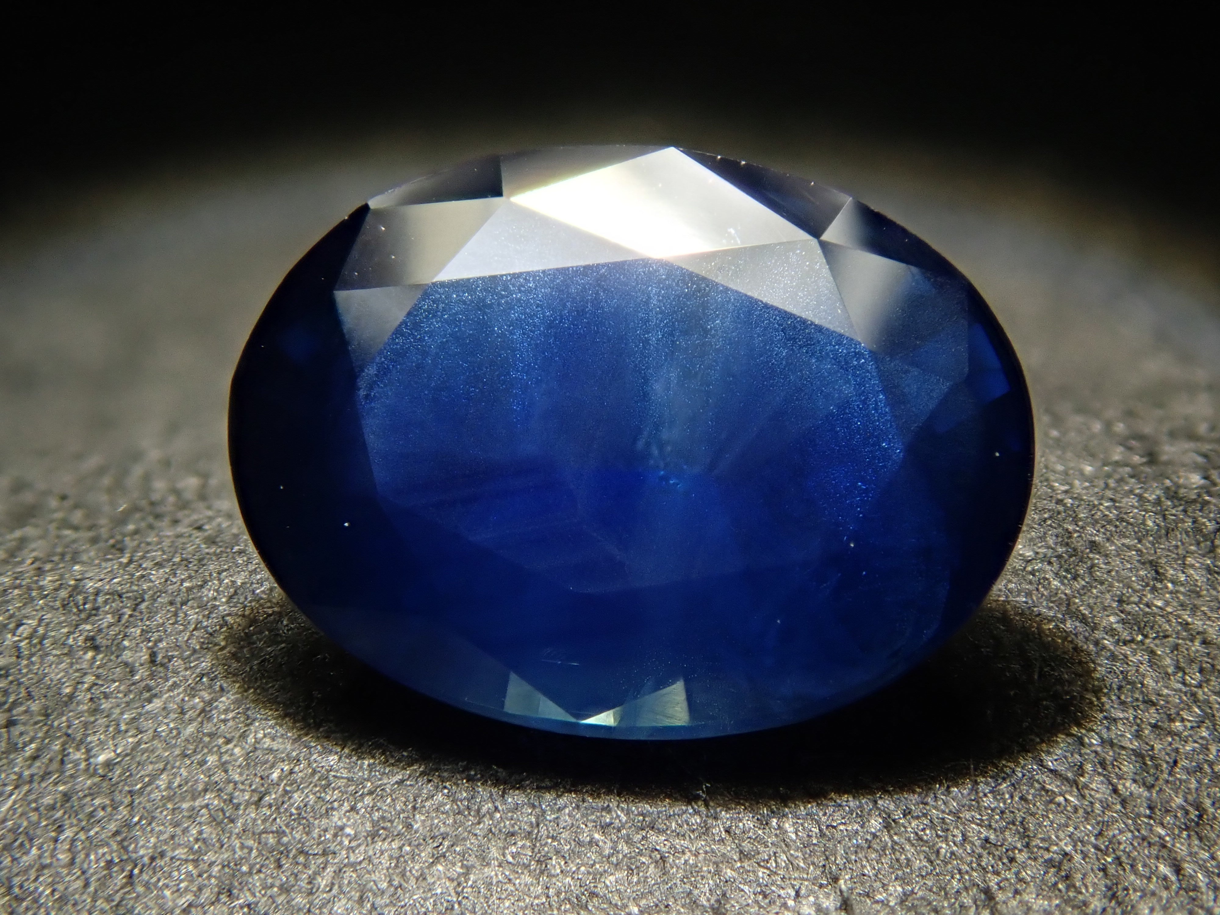 非加熱ブルーサファイア 0.862ctルース