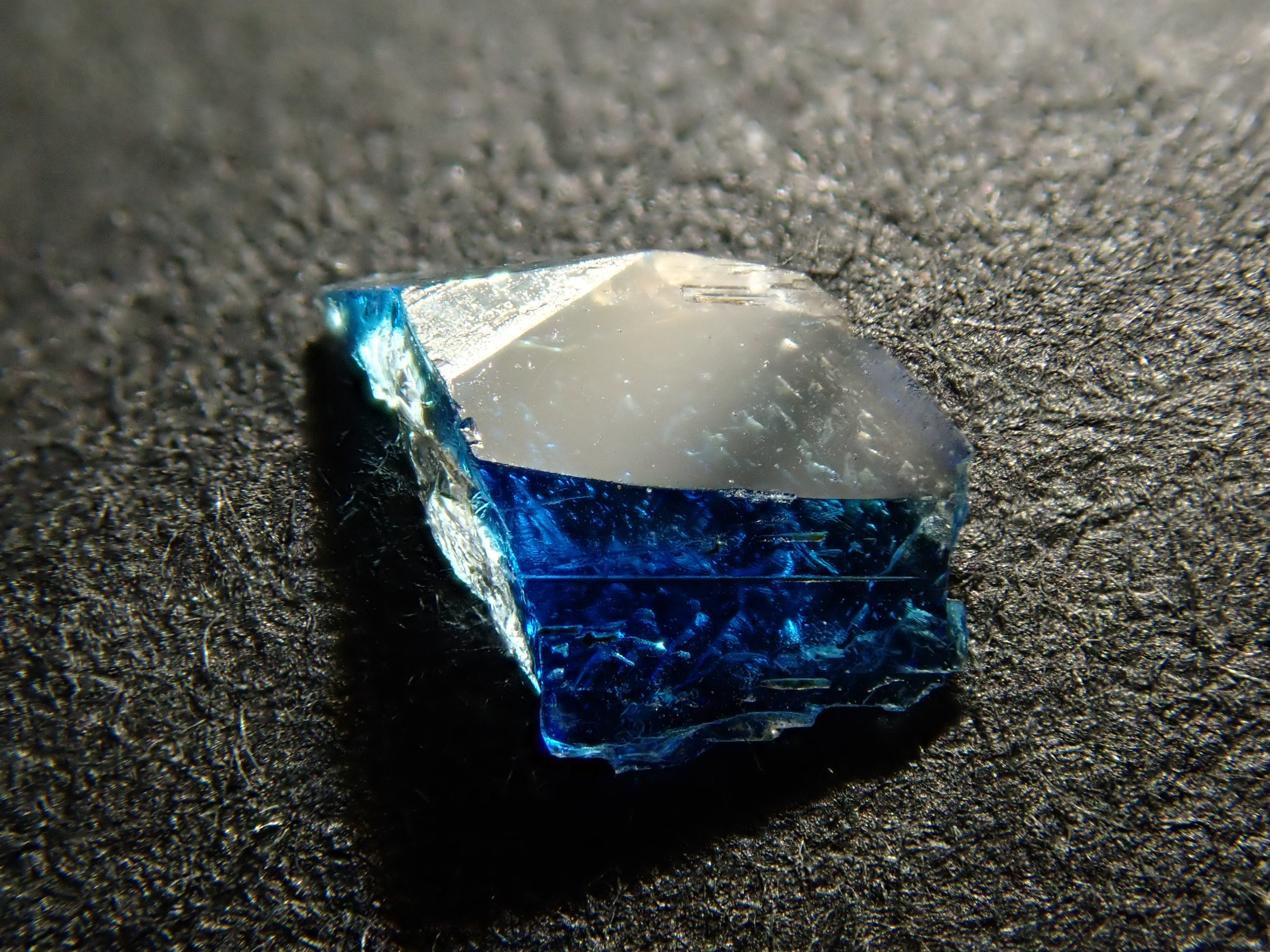 ユークレース マイカ ジンバブエ産 鉱物標本 原石鉱石 天然石 ストーン